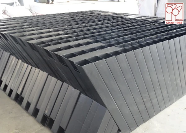 square tube media settler